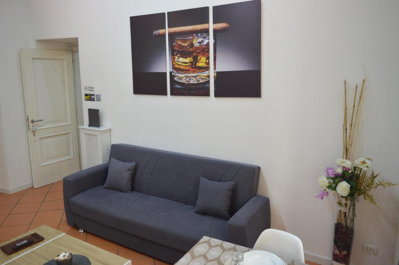 Apartament Domus Cavour Civitavecchia Zewnętrze zdjęcie