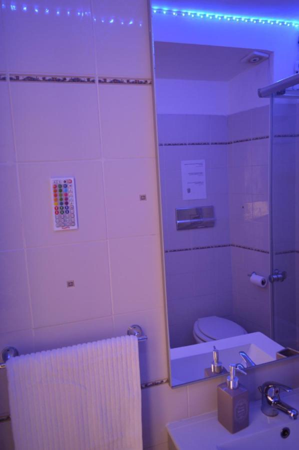 Apartament Domus Cavour Civitavecchia Zewnętrze zdjęcie