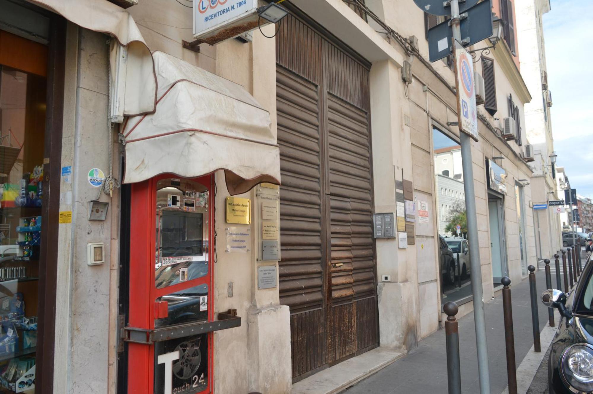 Apartament Domus Cavour Civitavecchia Zewnętrze zdjęcie